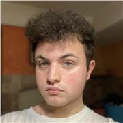 Studente universitario di Lingue e culture per il turismo e il commercio internazionale